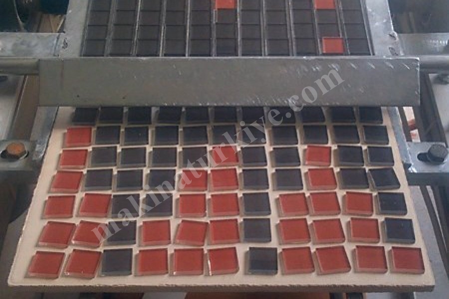 Doğan Glass Mosaic Cutting Machine