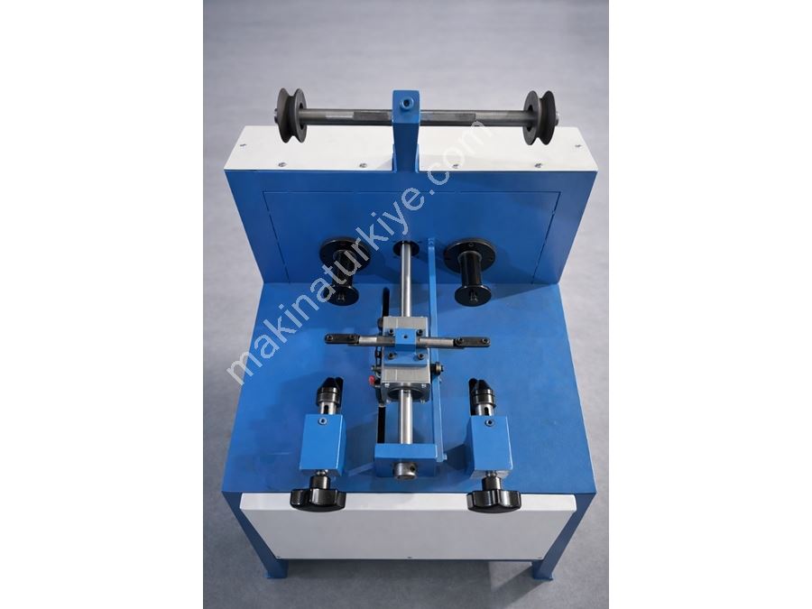 Machine à enrouler fil à 2 yeux