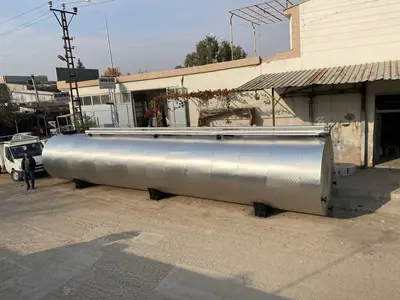 Hot Oil and Stock Storage Tank