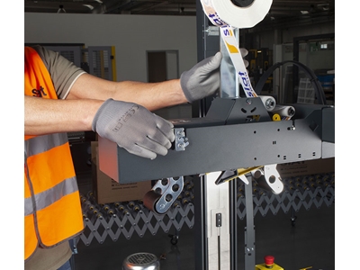 Machine d'emballage de cartons semi-automatique intelligente de 50 à 75 mm - 3