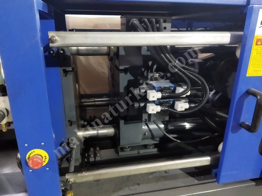80 Ton 2012 Model Enjeksiyon Makinası