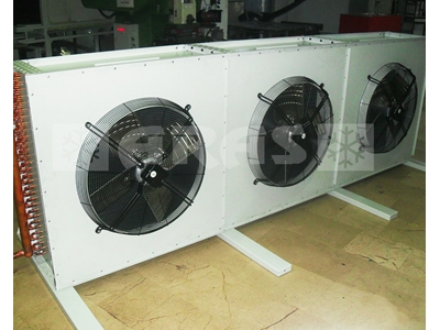 3 Fanlı Dikey Kondenser
