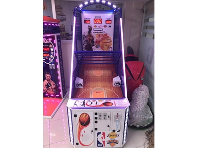 Büyük Basket Oyun Makinası
