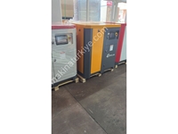 20 PS (15 kW) Schraubenkompressor
