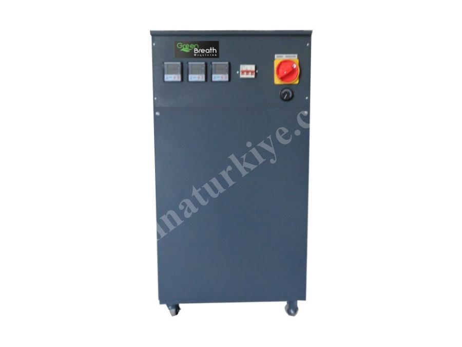 Three-Phase Servo Protected Regulator