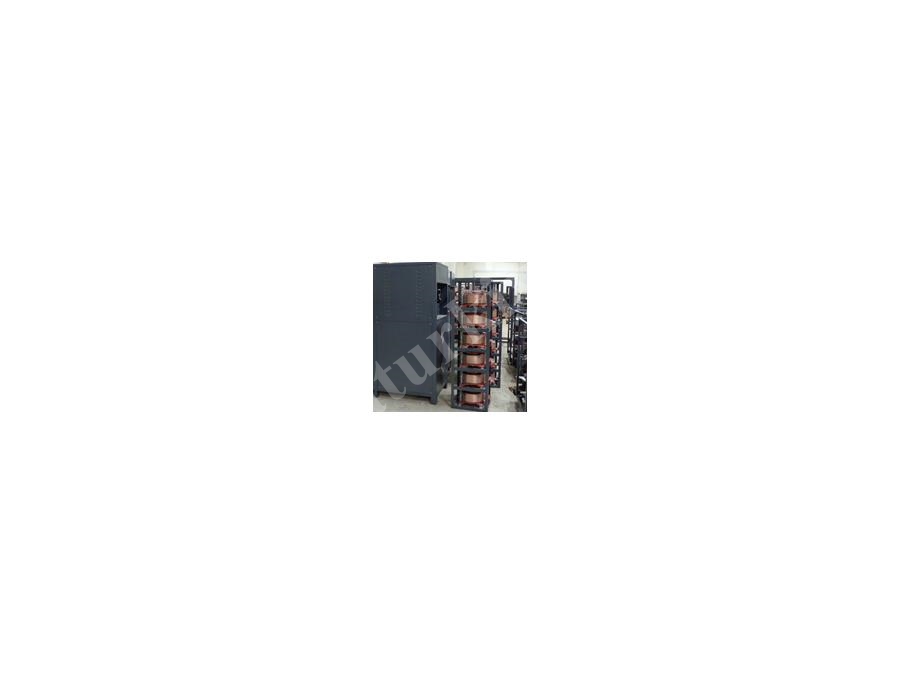 Three-Phase Servo Protected Regulator