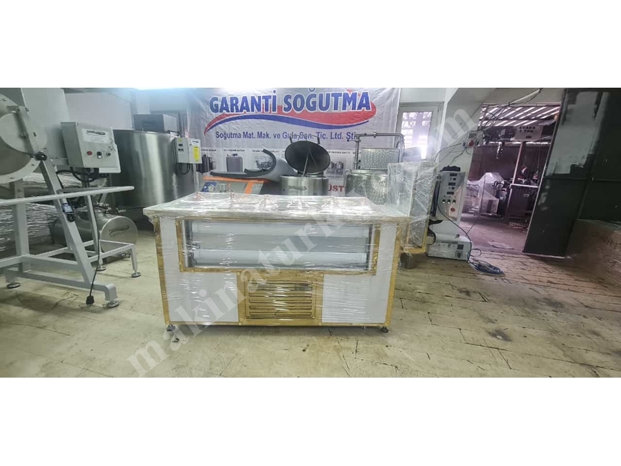 4'lü Soğutuculu Dondurma Reyonu