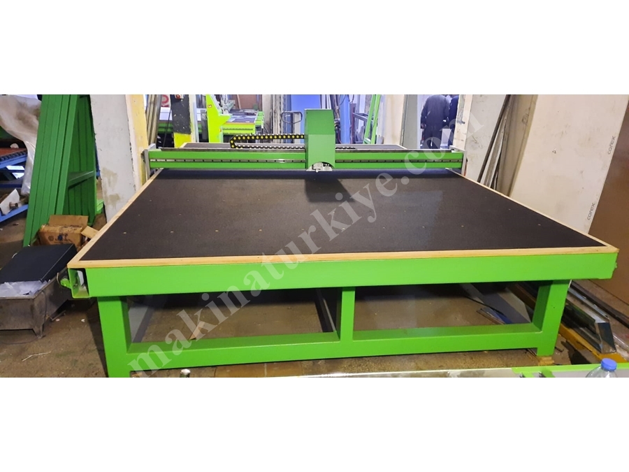 CNC Cam İşleme Ve Cam Kesim Makinası
