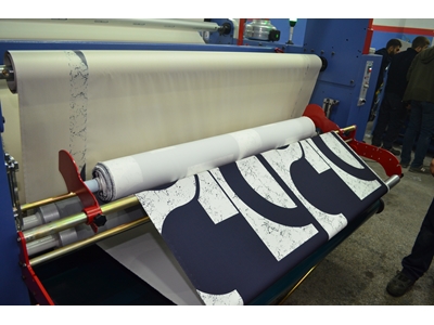1800 mm Metraj ve Parça Kumaş Kağıt Transfer Süblimasyon Baskı Makinesi - 1