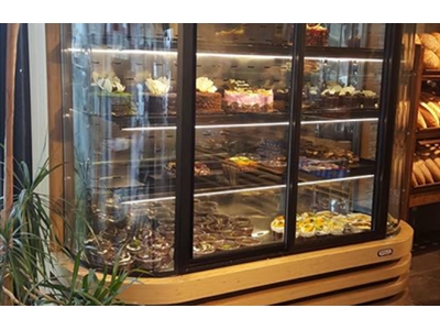 Facade Pastry Cabinet - 3