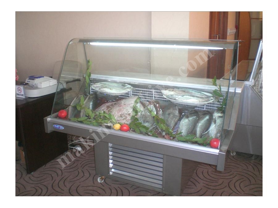 Fischvitrine