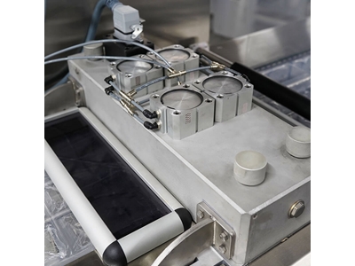 7-8 Strokes / Minute Thermoforming Packaging Machine - 2