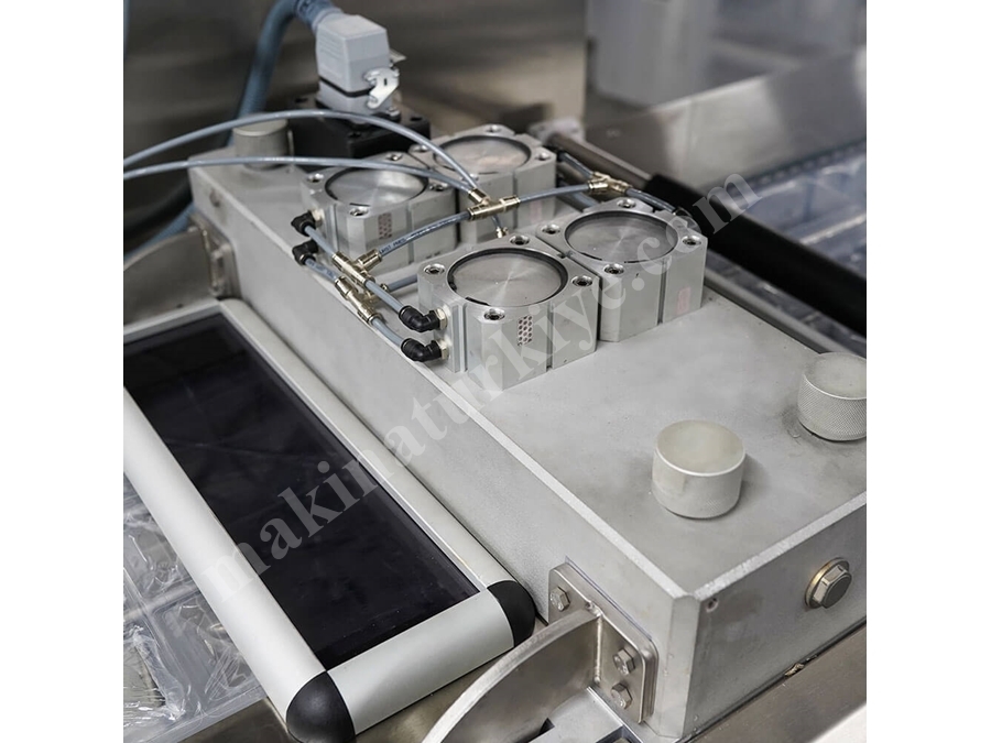 7-8 Strokes / Minute Thermoforming Packaging Machine