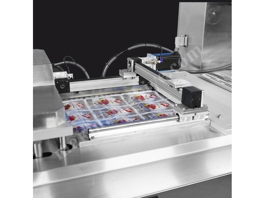 7-8 Strokes/Minute Thermoforming Packaging Machine