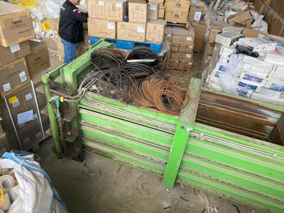 YMS2 Horizontal Baler Press - 1