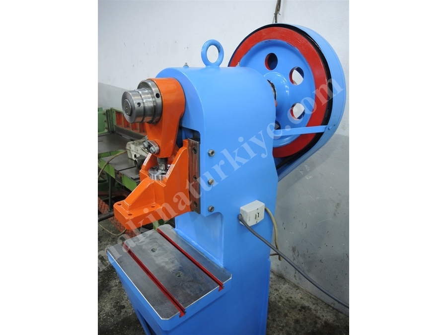 15 Ton Volantlı Eksantrik Pres