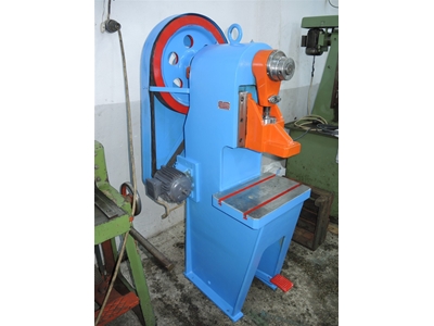 15 Ton Volantlı Eksantrik Pres - 1
