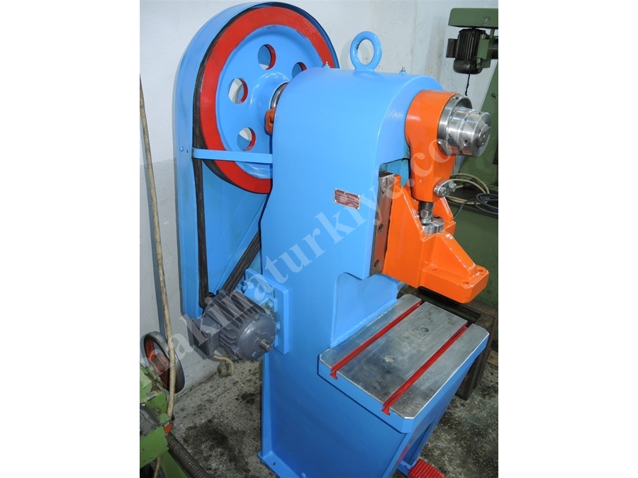 15 Ton Volantlı Eksantrik Pres