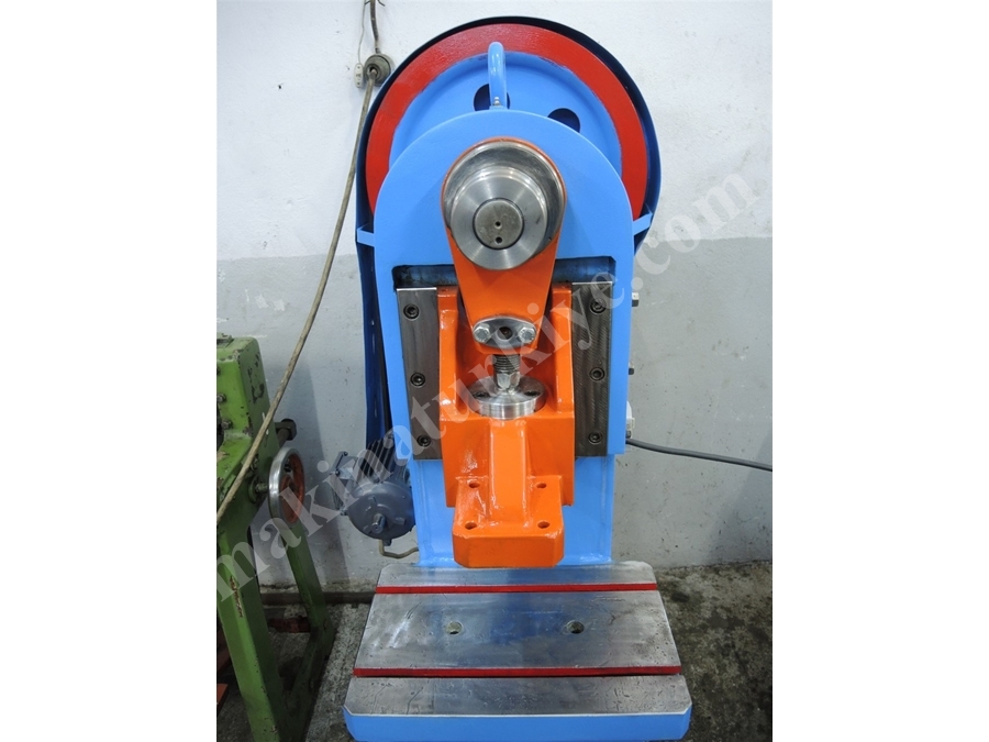 15 Ton Volantlı Eksantrik Pres