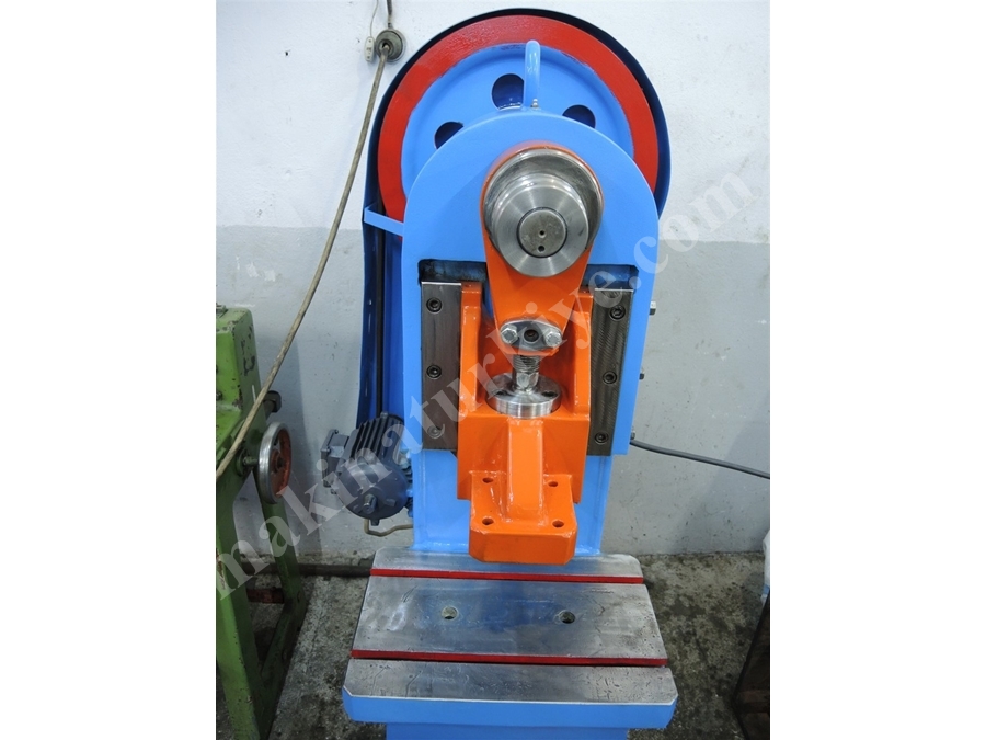 15 Ton Volantlı Eksantrik Pres