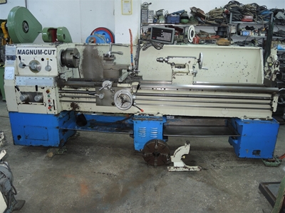 2000 mm (500 Çap) Dijitalli Üniversal Torna Tezgahı - 0