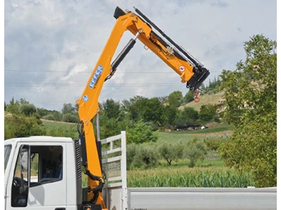 Effer 65H 2 Hidrolik Bomlu Araç Üstü Mobil Vinç - 4