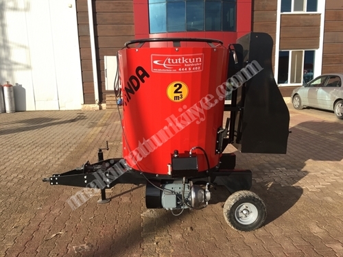 2 m3 Electric Shaft Feed Mixer
