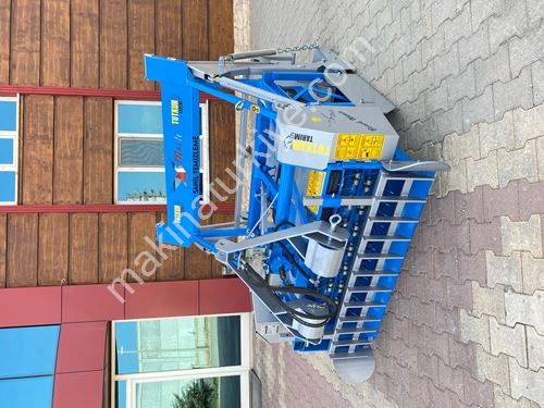 7500 m2 / Hour Tractor Behind Beach Cleaning Machine