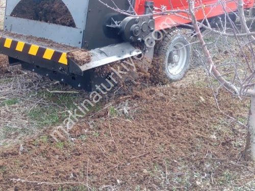 Bahçe Tipi Katı Gübre Dağıtma Römorku