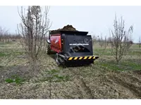 Bahçe Tipi Katı Gübre Dağıtma Römorku