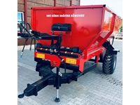 6 m3 Solid Fertilizer Spreader Trailer - 1