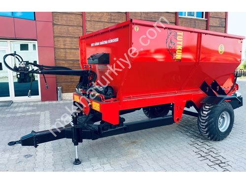 6 m3 Solid Fertilizer Spreader Trailer