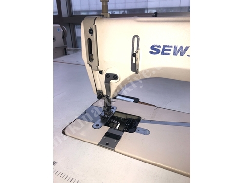Специальная швейная машина с двумя иглами