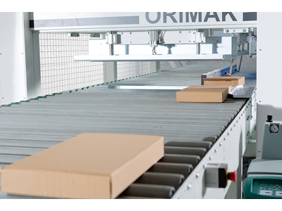 Box Closing Machine 3-5 Box / Minute  - 6