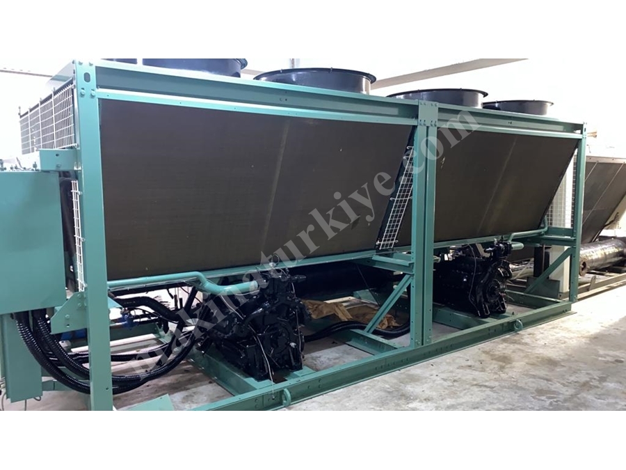 790 Kw Hava Soğutmalı Chiller Sistemi