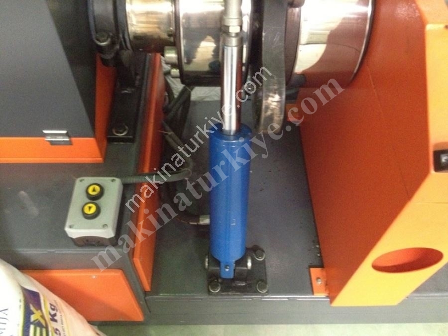 150 Kg / Hour Plastic Granule Extruder Machine