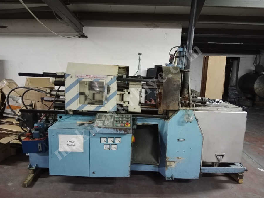 25 Ton Sıcak Kamar (3 El Pres) Metal Enjeksiyon Makinası 3 El Pres