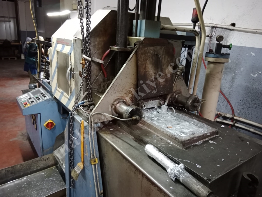 50 Ton Sıcak Kamar (3 El Pres) Metal Enjeksiyon Makinası