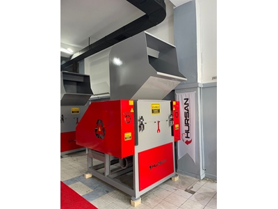 105'lik 3 Döner 10 Bıçaklı Plastik Kırma Makinası - 1