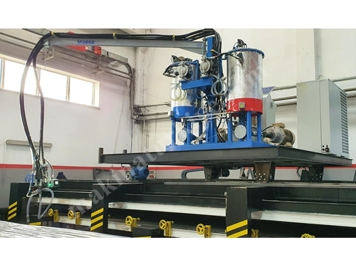 100-700 Gr / Sn Yüksek Basınçlı Poliüretan Enjeksiyon Ve Dozaj Makinası
