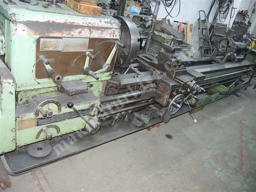 620 mm Üniversal Torna Tezgahı