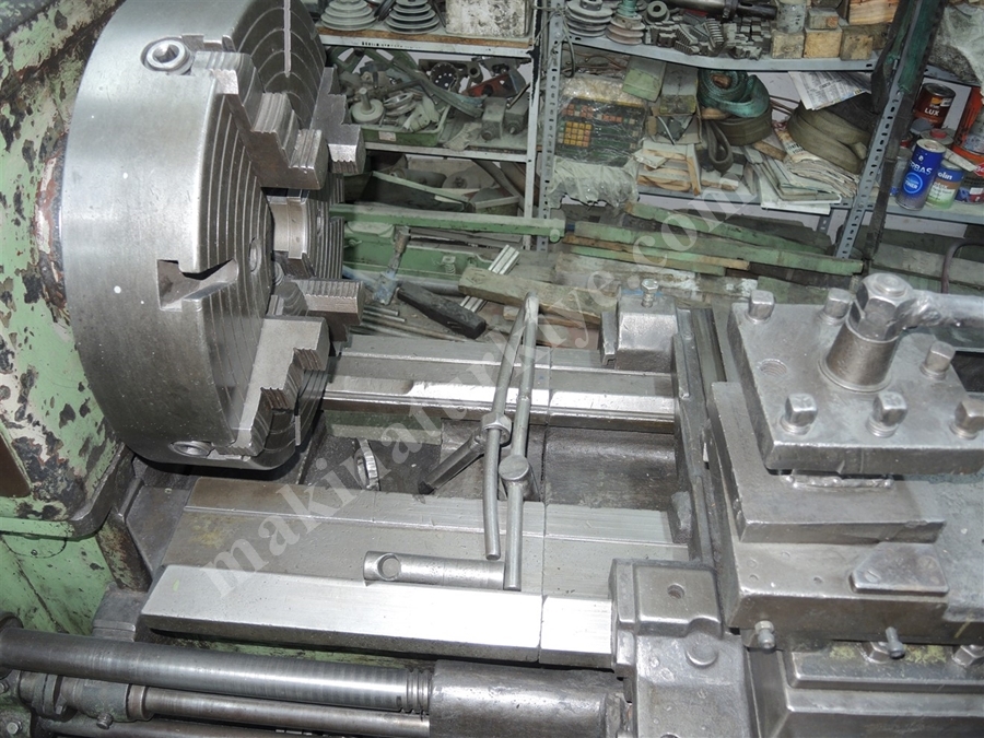 620 mm Üniversal Torna Tezgahı