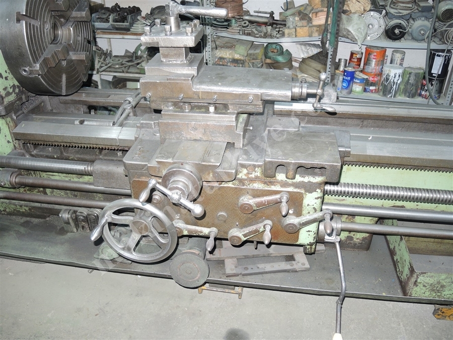 620 mm Üniversal Torna Tezgahı