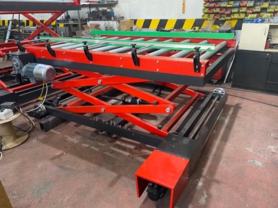 Scissor Shuttle Lift Packaging Conveyor - 0