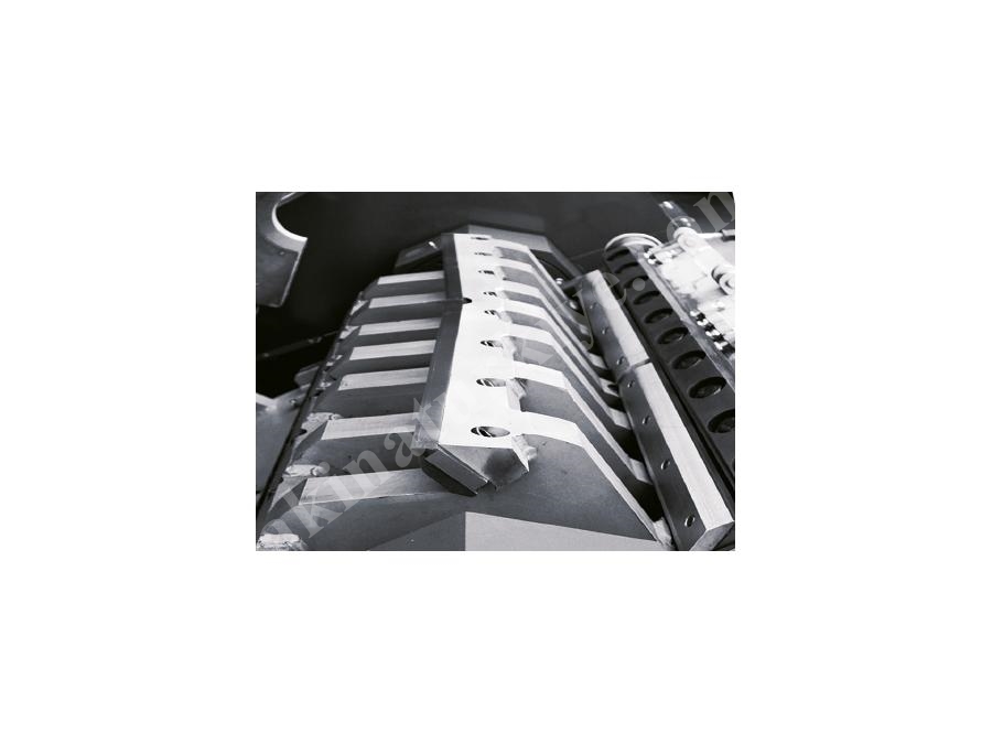 800-2000 Mm Ağır İş Plastik Kırma Makinesi
