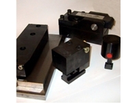 Industrial Mold Clamping System - 3