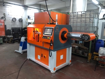 3 Boyutlu CNC Tel Bükme Makinası