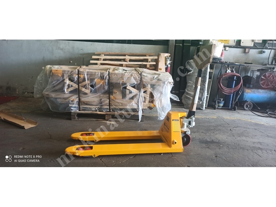 3 Ton 115 mm Döküm Pompalı Transpalet
