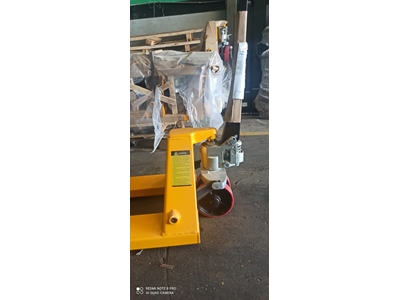 3 Ton 115 mm Döküm Pompalı Transpalet - 3