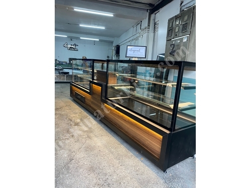 Sweet And Pastry Cabinet